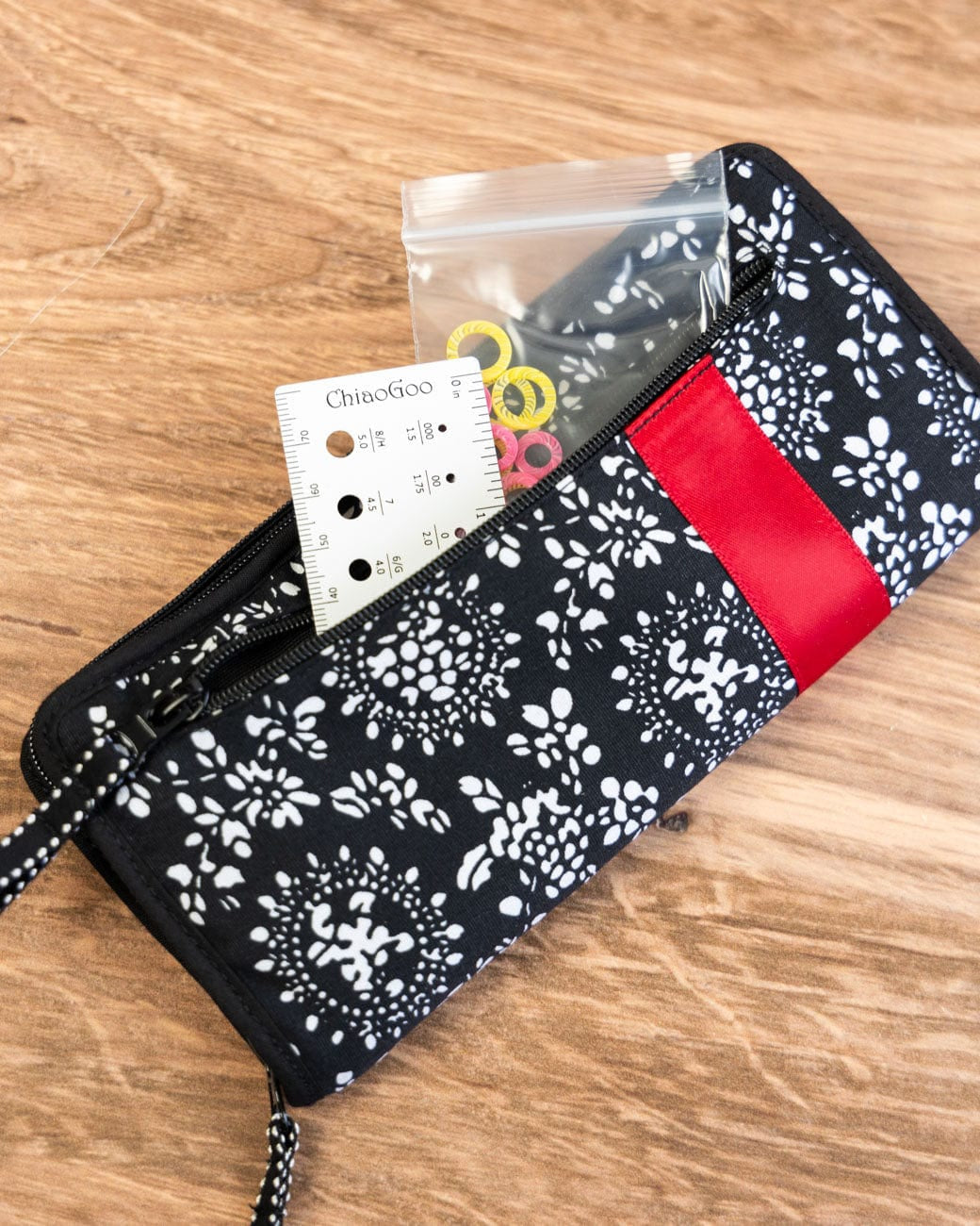 ChiaoGoo ChiaoGoo Knitting Needles ChiaoGoo / Sock Set Steel 6" DPN US 1-3 (2.25-3.25 mm)