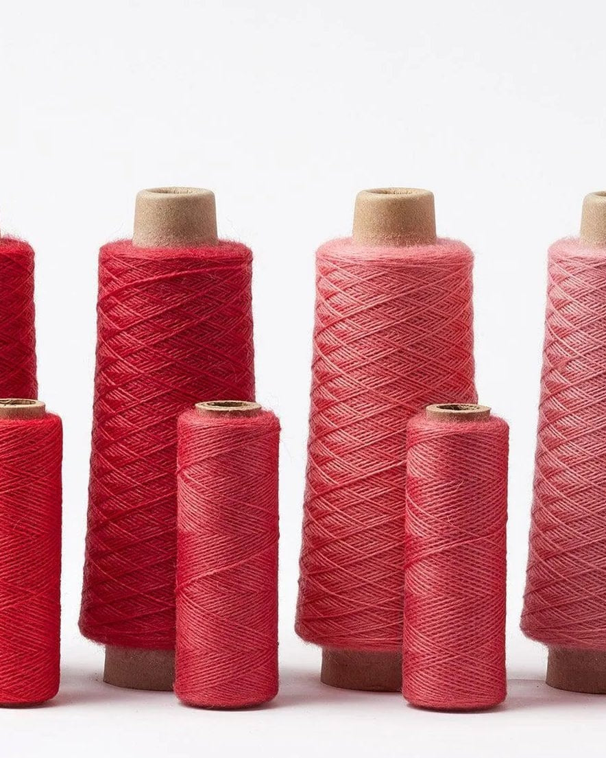 GIST Weaving Yarn Cherry GIST Array