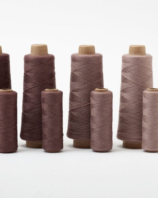 GIST Weaving Yarn Walnut GIST Array