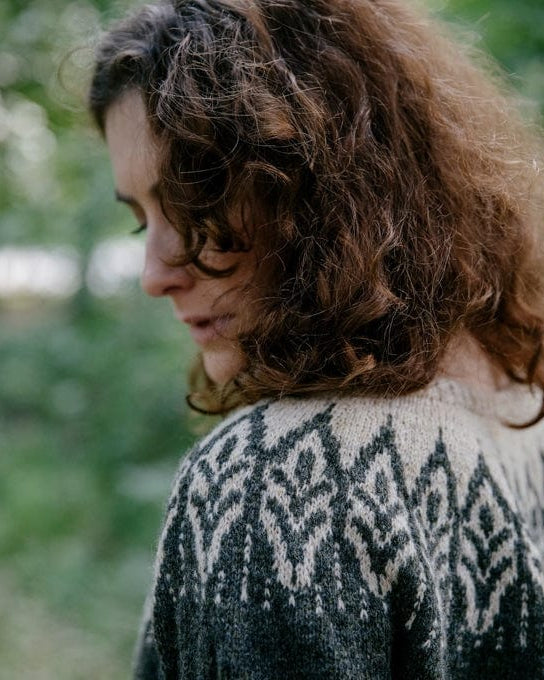 Laine Magazine Books Laine Strands of Joy