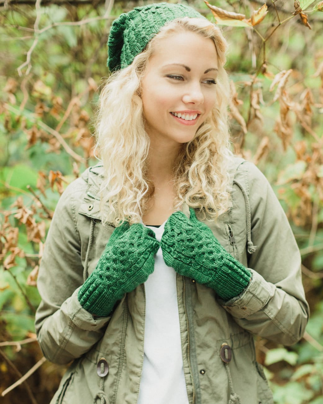 SweetGeorgia Yarns Knitting Patterns Waggle Hat & Mittens