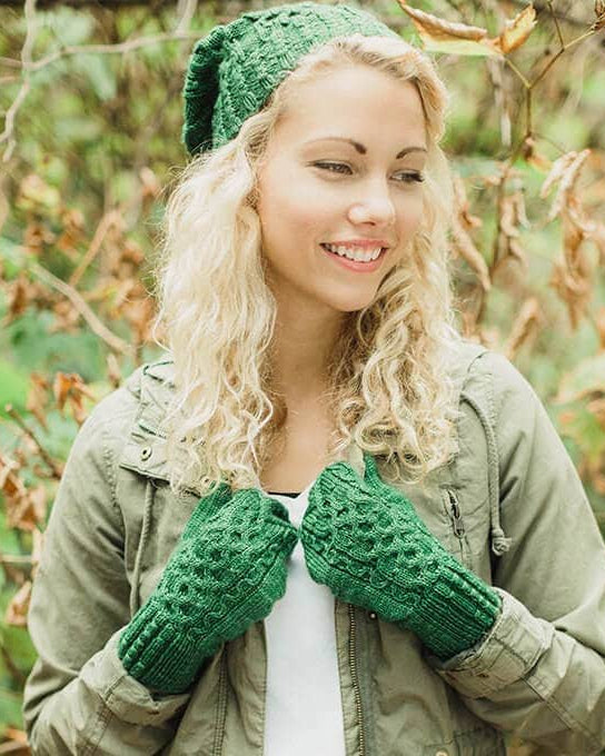 SweetGeorgia Yarns Knitting Patterns Waggle Hat & Mittens