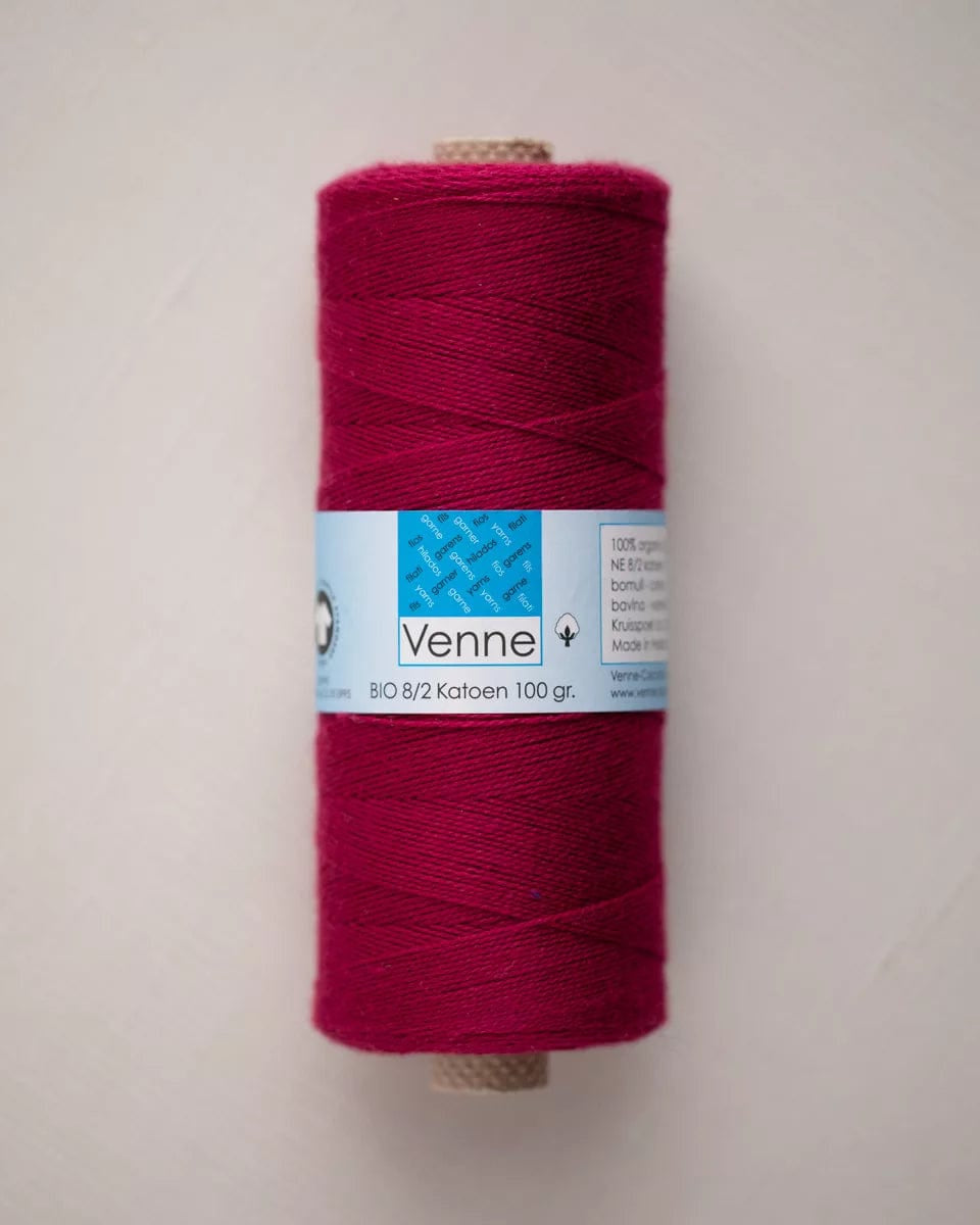 Venne Weaving Yarn Raspberry Venne 8/2
