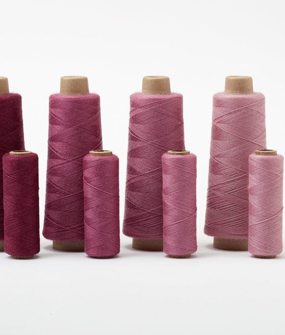 GIST Weaving Yarn Burgundy GIST Array