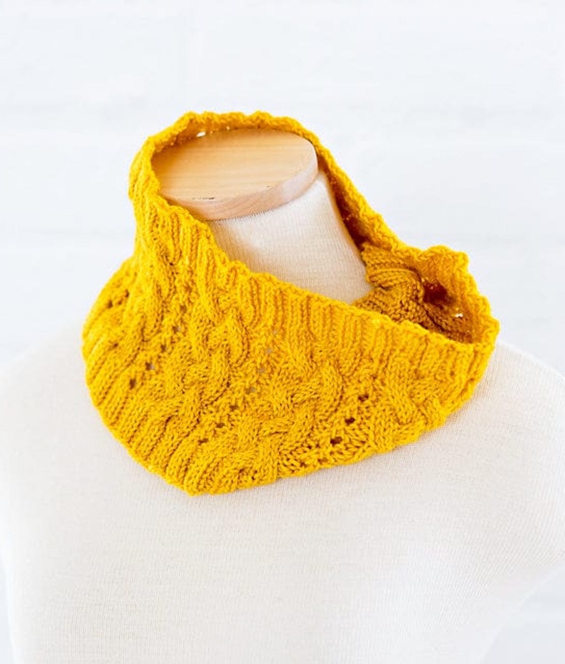 SweetGeorgia Yarns Knitting Patterns Creekside Cables Knit Cowl