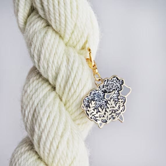 Twill & Print Tools & Accessories Twill & Print / Stitch Markers / Little Black Glitter Sheep
